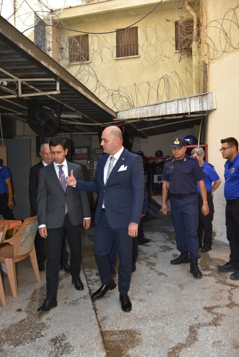 Aydın Cumhuriyet Başsavcısı Uygur Kaan Arısoy, Aydın e Tipi Kapalı Ceza İnfaz Kurumu’nu ziyaret ederek kurumda yürütülen