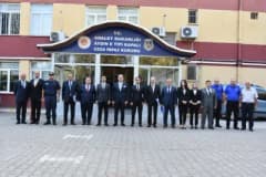 Aydın E Tipi Kapalı Ceza İnfaz Kurumu'nda Başsavcı Uygur Kaan Arısoy ve yetkililerin toplantı yapması