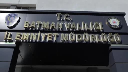 Batman’da KOM ekiplerinin düzenlediği operasyonda ele geçirilen kaçak sigaralar
