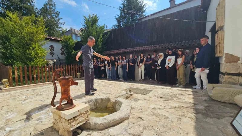 Battalgazi belediyesinden üniversitelilere tarih ve Kültür gezisi