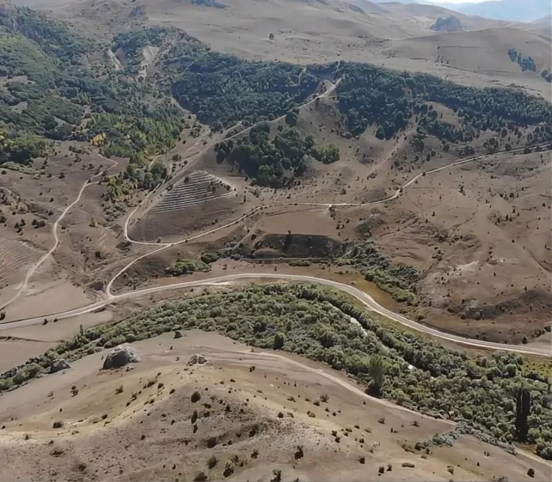 Bayburt’ta ağaçlandırma ve erozyon kontrolü için fidan dikimi yapılan alan