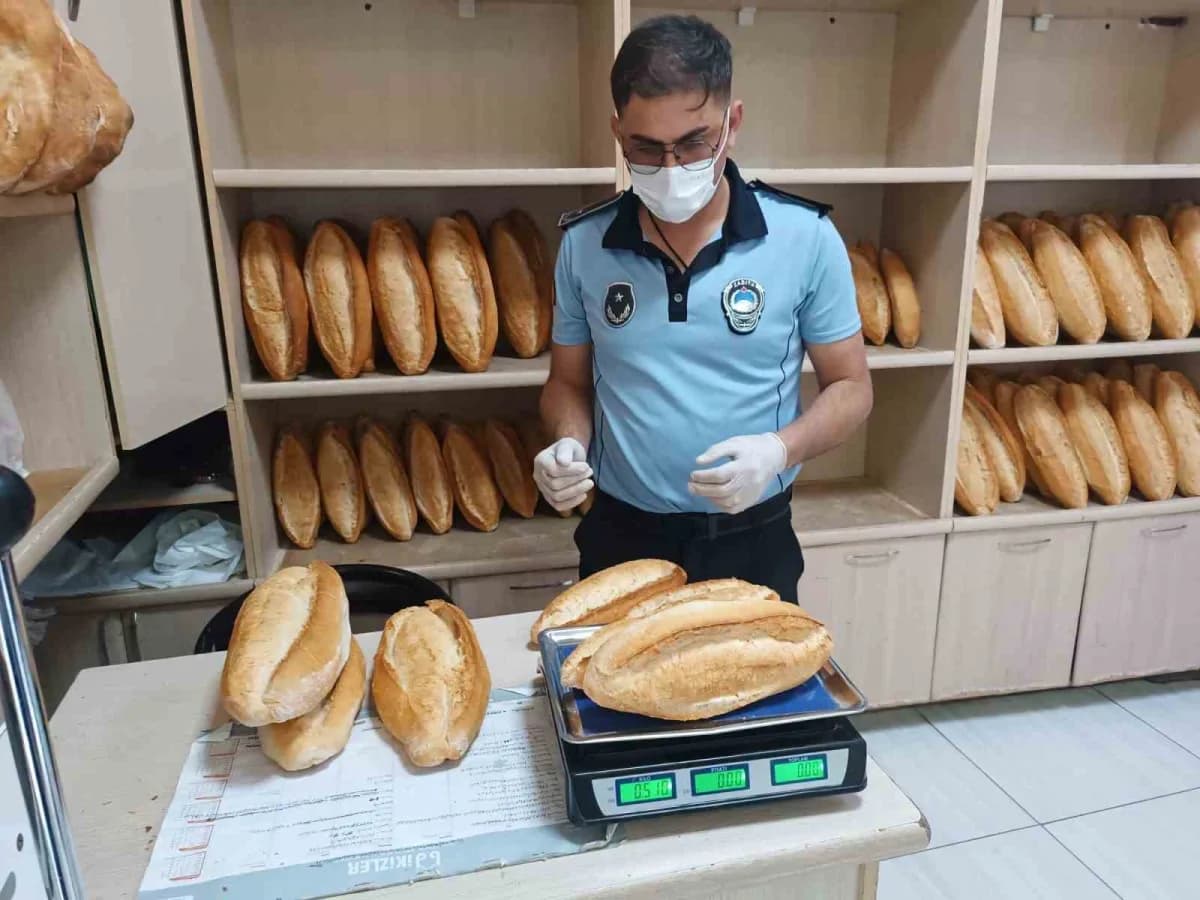 Fırınlarda hijyen ve gramaj denetimi yapıldı