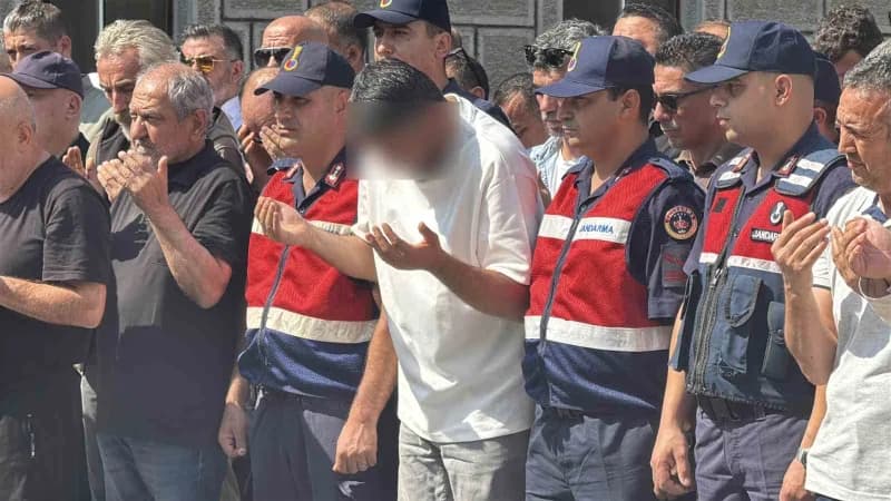 Bartın’ın Amasra ilçesinde meydana gelen trafik kazasında ağır yaralanan ve tedavi gördüğü hastanede yaşamını yitiren 3