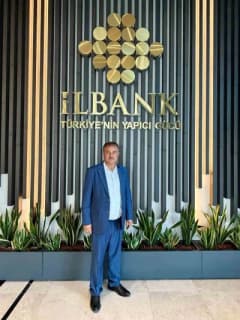 Beyağaç Belediye Başkanı Sezayi Pütün, Ankara’da İLBANK yetkilileriyle görüşme yaparken