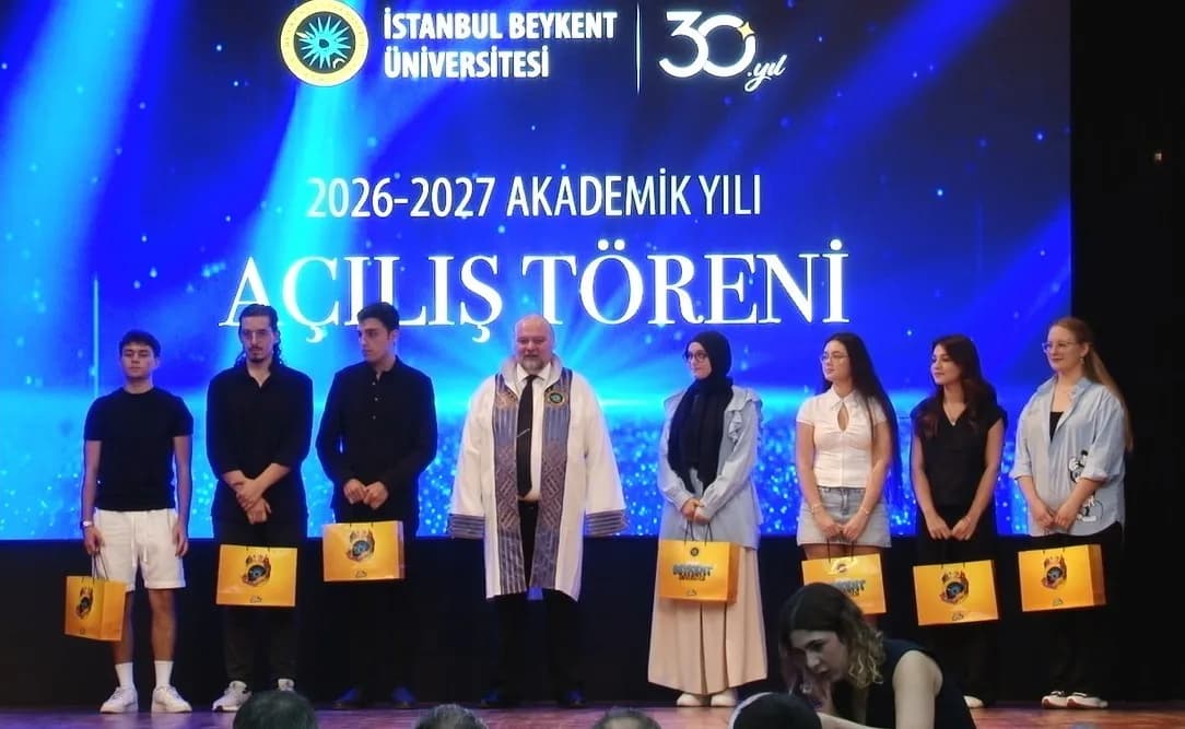 30’uncu yılını kutlayan İstanbul Beykent Üniversitesi, 2026-2027 Akademik Yılı açılış törenini Türkiye Cumhuriyet Merkez