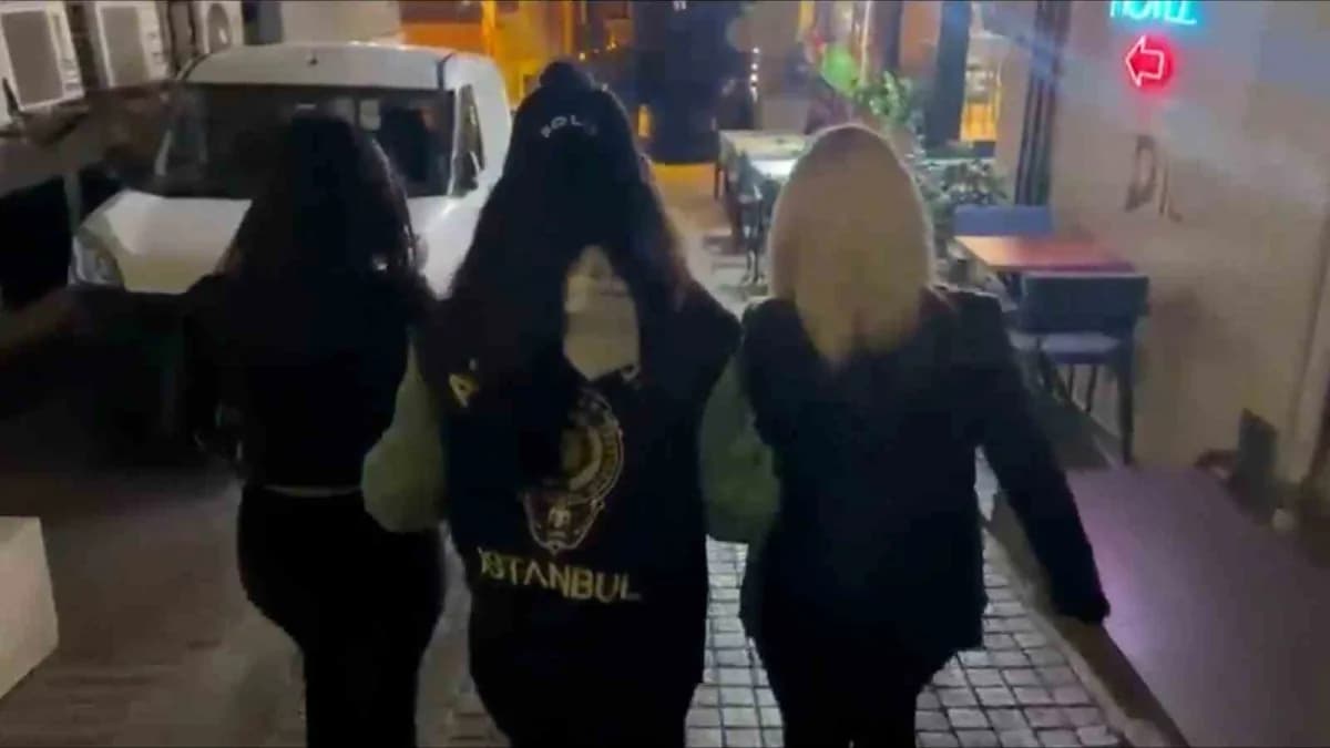 İstanbul Emniyet Müdürlüğü ekiplerince Beyoğlu’nda kamu düzeninin sağlanması, Huzur ve güven ortamının korunması ile suç