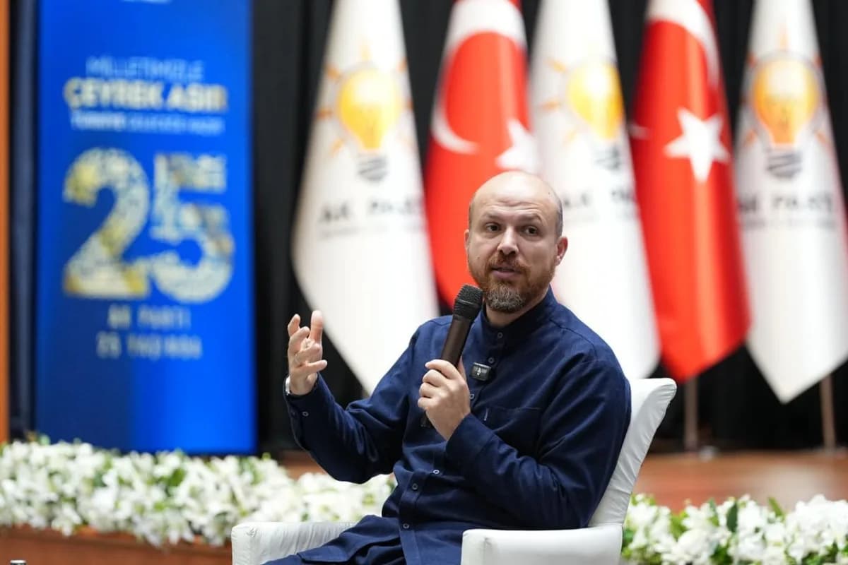 AK Parti İstanbul İl Gençlik Kolları tarafından düzenlenen Diplomasi Atölyesi, Dünya Etnospor Birliği Başkanı Necmeddin