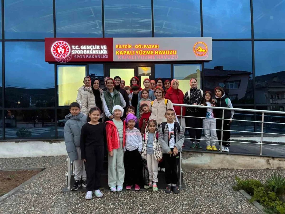 Bilecik’te 84 kişi aileleriyle birlikte Kulaç attı