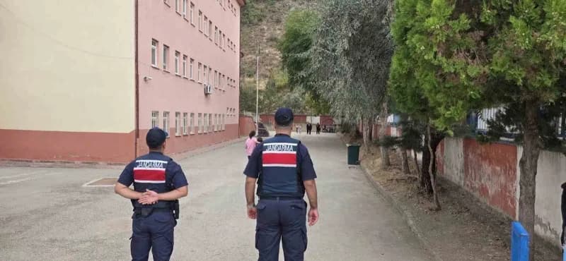Bilecik’te okul çevreleri ve servis araçları denetlendi