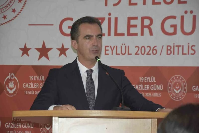 Bitlis Valisi Ahmet Karakaya