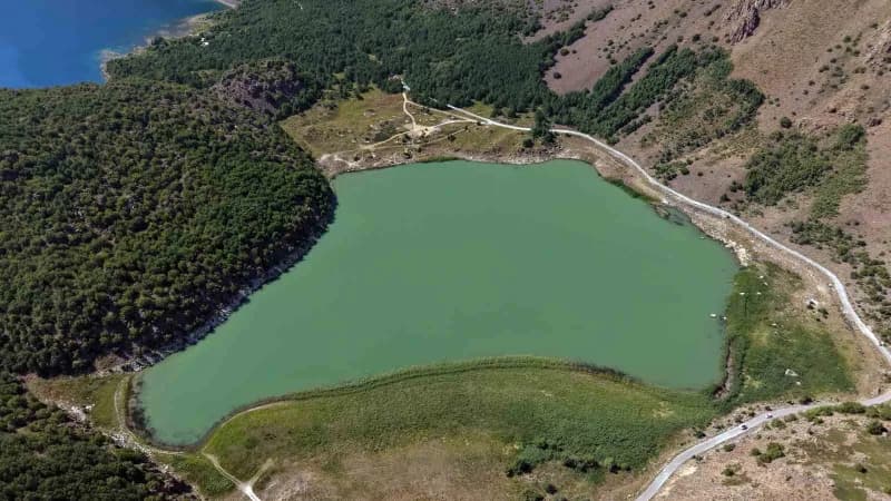 Bitlis’in Ahlat, Güroymak ve Tatvan ilçe sınırları içinde yer alan Nemrut Kalderası’nın Milli Park ilan edilmesi Bitlis