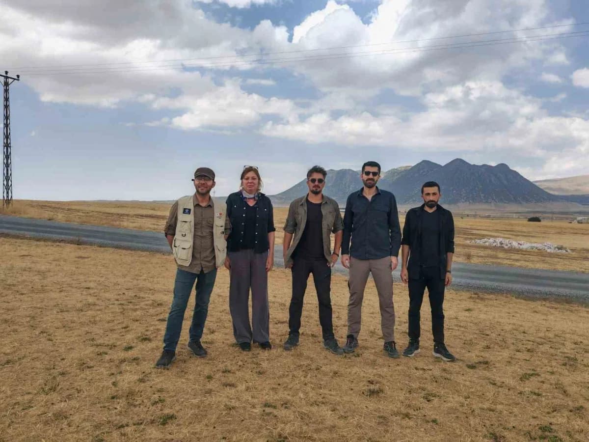 Bitlis Nemrut Dağı çevresinde tarihöncesi obsidyen ocakları ve arkeolojik alanlarda yürütülen arazi çalışmaları