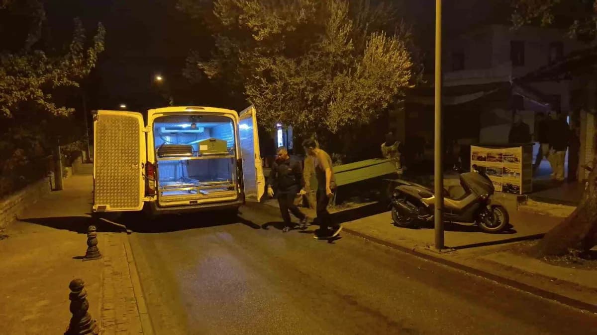 Muğla Bodrum'da apart otel önünde polis ekipleri ve olay yeri