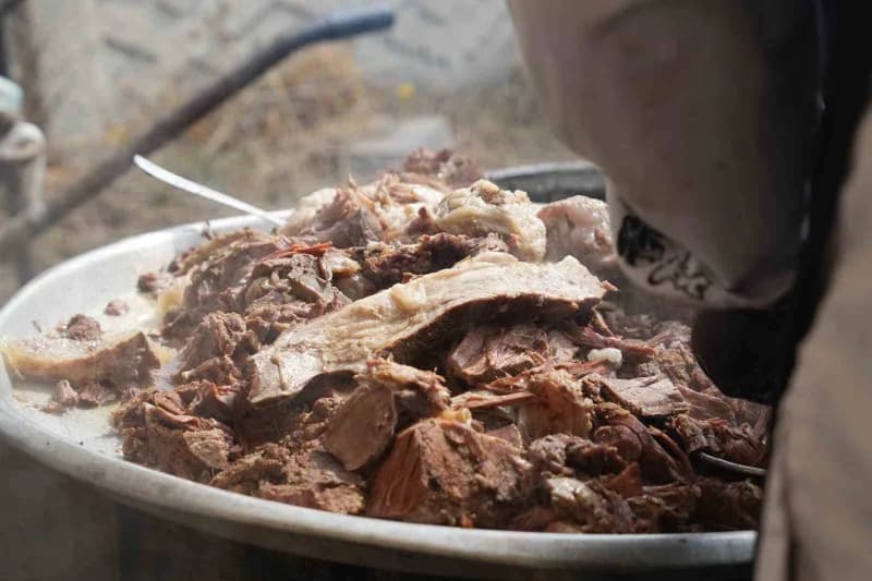 Bolu'da düzenlenen büyük Çorumlular buluşmasında yaklaşık 10 bin kişi bir araya geldi. Hazırlıkları 35 gün önceden başla