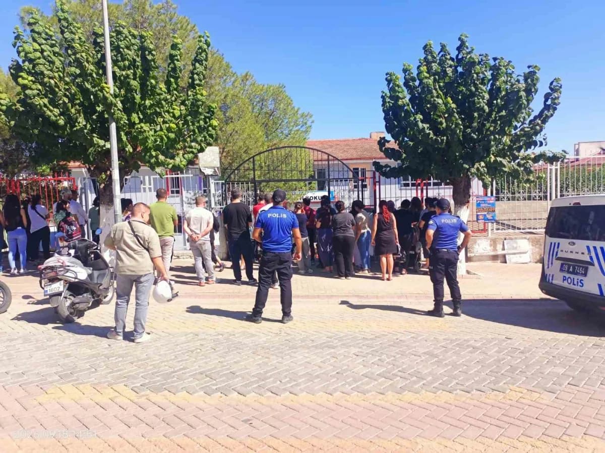 Bozdoğan emniyeti öğrencilerin güvenliği için sahada