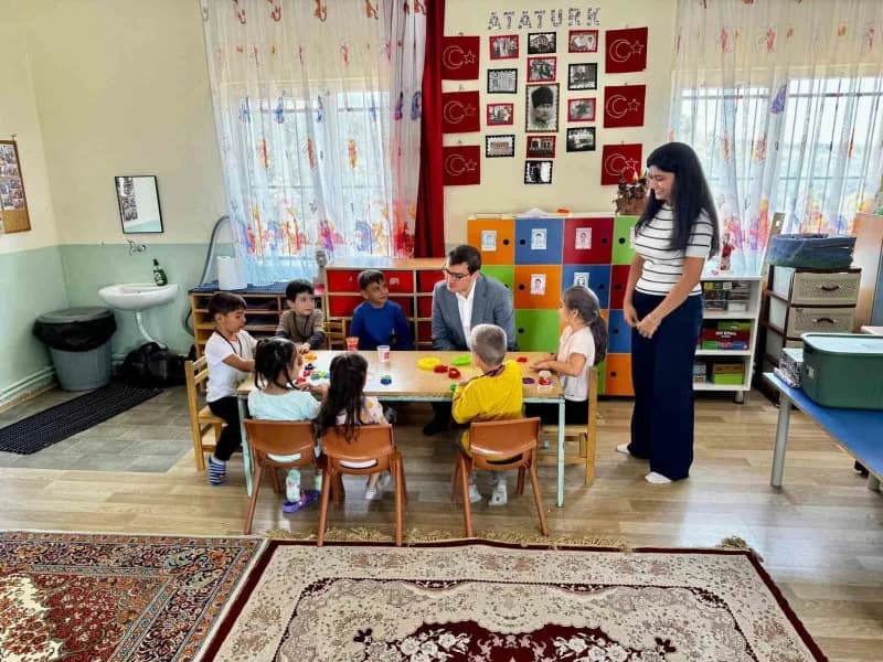 Bozdoğan Kaymakamı Hüseyin Şamil Sözen, ilçede eğitim veren Örencik İlkokulu, Kemer HES İlkokulu ve Ortaokulu ile Kızılc