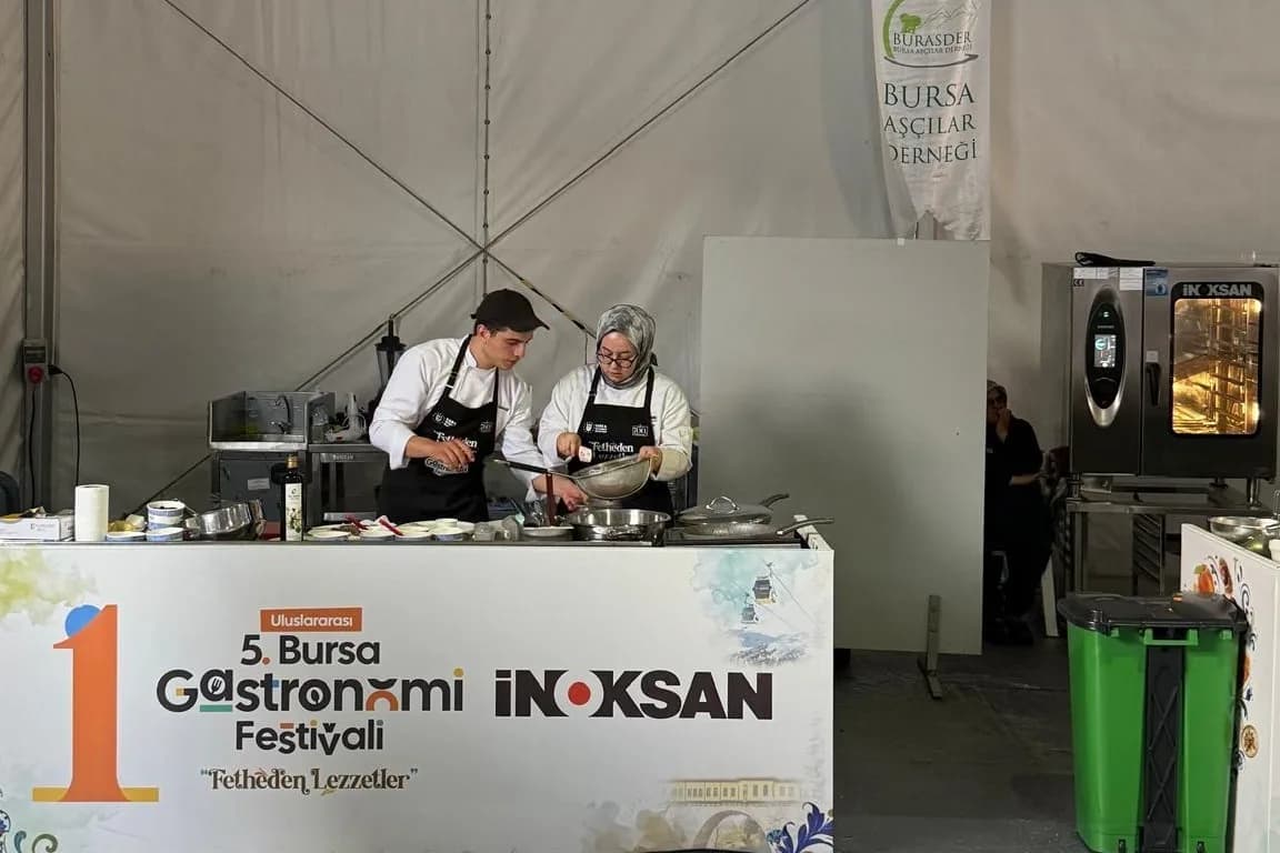 BŞEÜ öğrencileri Gastronomi festivalinde Türkiye üçüncüsü oldu