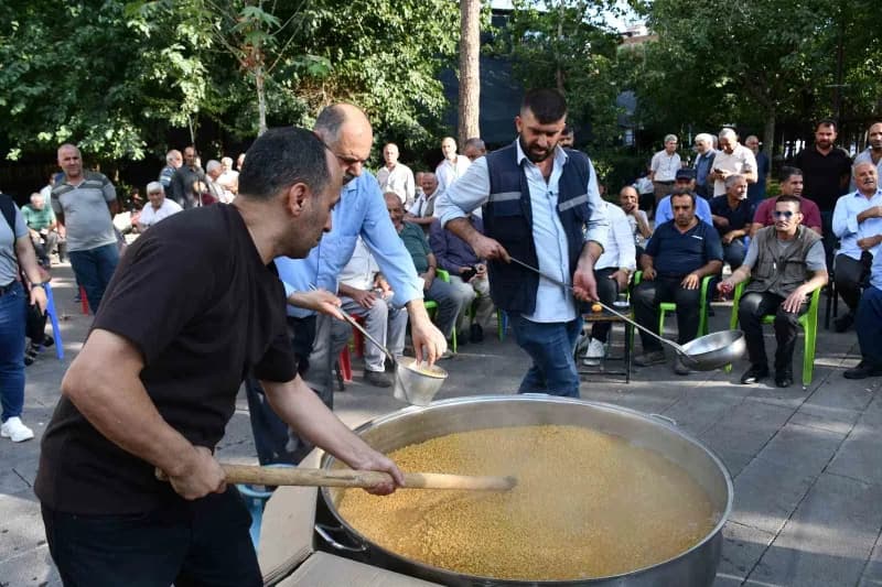 Siverek’te bulgur kaynatma etkinliği düzenlendi