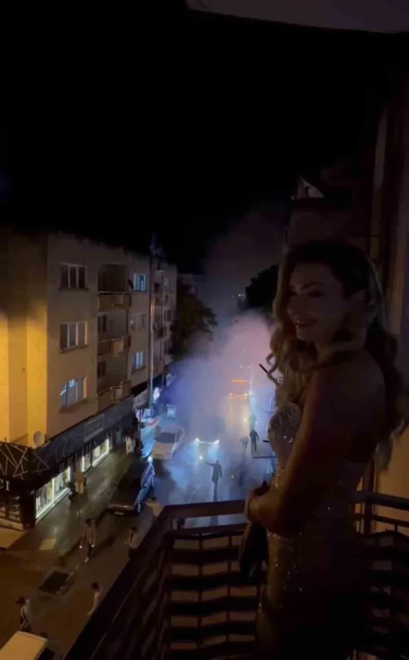 Burdur'da genç, sevgilisine verdiği "Seni istemeye geldiğim gün Burdur'u yakacağım" sözünü tuttu. Kız istemeye giderken