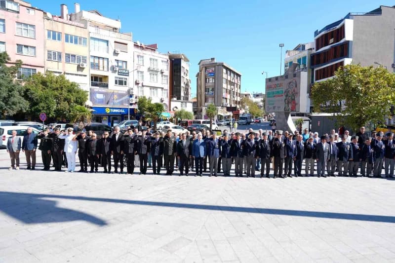 19 Eylül 1921’de Türkiye Büyük Millet Meclisi tarafından Büyük Önder Gazi Mustafa Kemal Atatürk’e "Mareşallik" rütbesi i