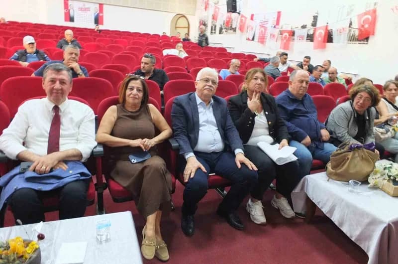 Belediye Başkanı Ali Kemal Deveciler ve Başkan yardımcı Tarık Erdil