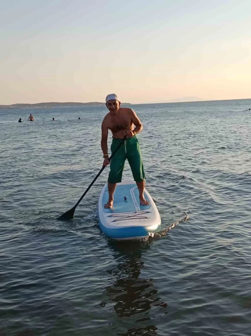 Kürek sörfü yapan Kaan Tuna