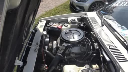 Bursa otomobil fuarında sergilenen 1994 model Tofaş Doğan otomobilin korunmuş hali