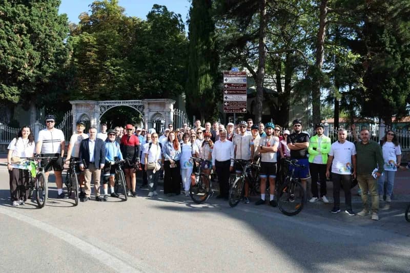 Bursa Büyükşehir Belediyesi, Avrupa Hareketlilik Haftası kapsamında Heykel Atatürk Caddesi’ni ‘arabasız Bir Gün, Hareket
