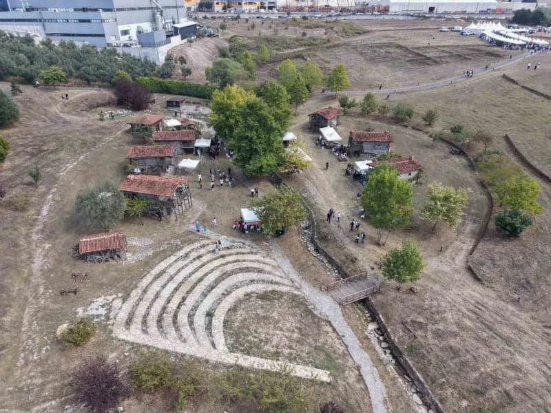 Bursa Büyükşehir Belediyesi Kent Tarihi, Tanıtım ve Turizm Dairesi Başkanlığı koordinasyonunda, Müzeler Şube Müdürlüğü b