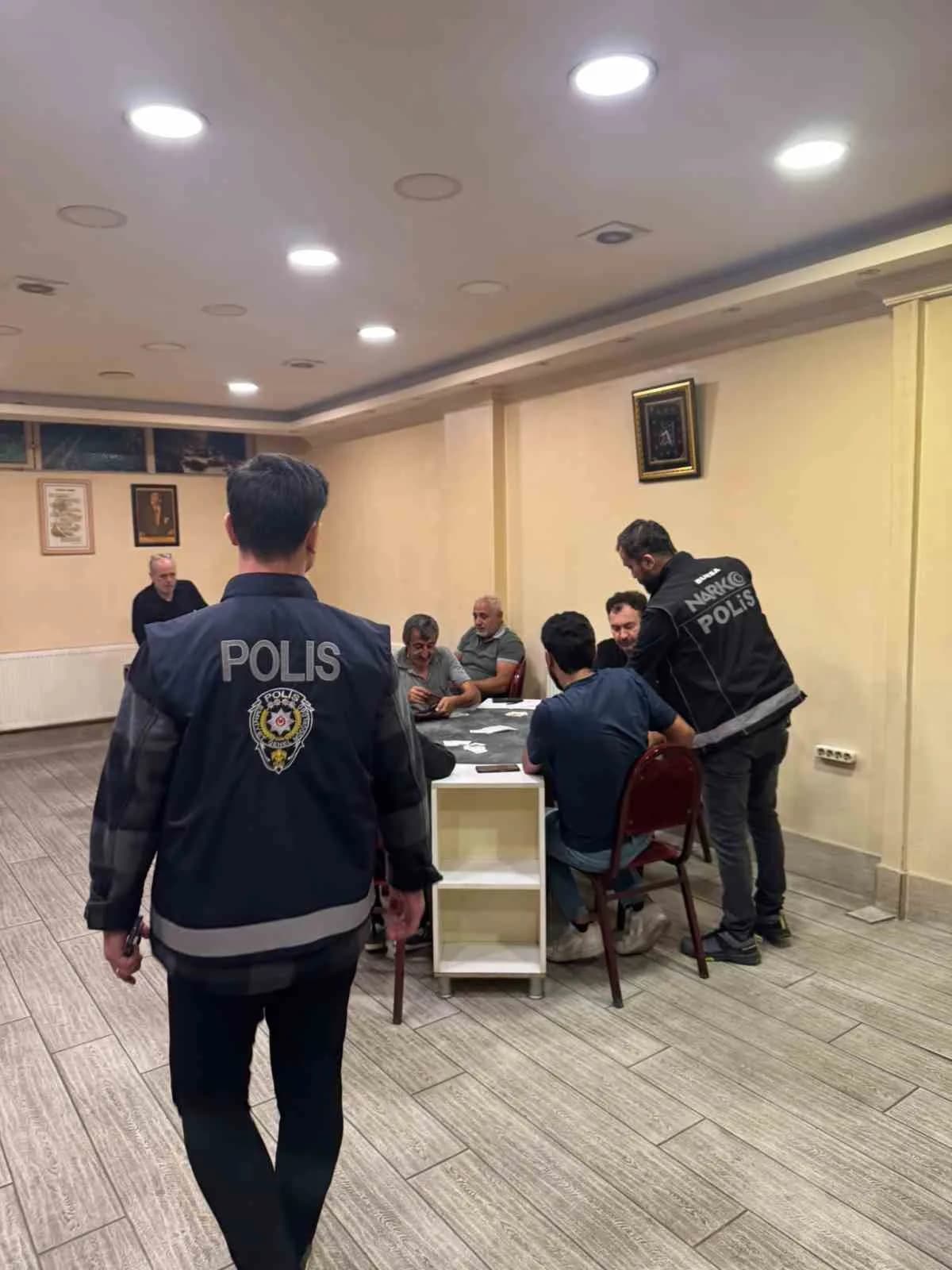 Bursa’da 1000 polisli Asayiş uygulaması: ruhsatsız tabanca ve uyuşturucu ele geçirildi