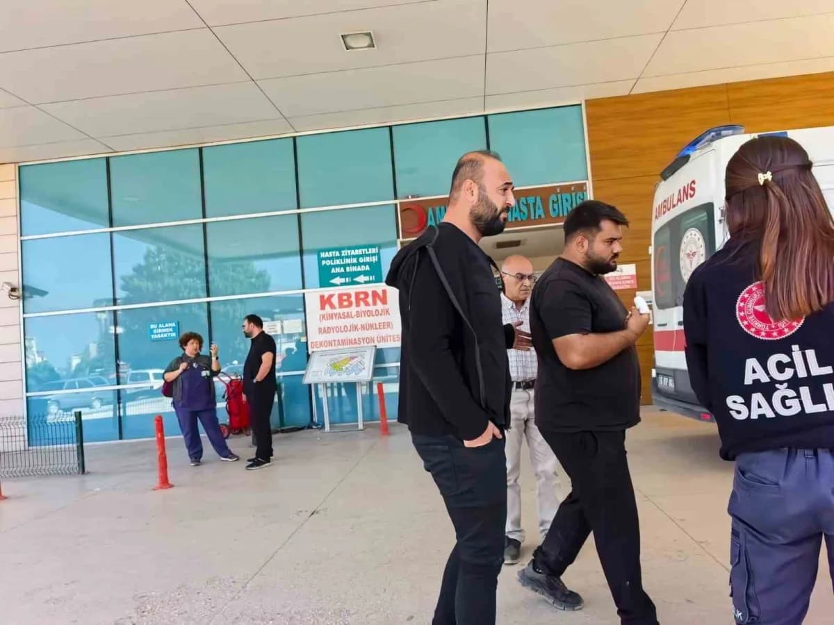 Bursa İnegöl'de iş kazasında kopan parmağın buz torbasıyla korunduğu an