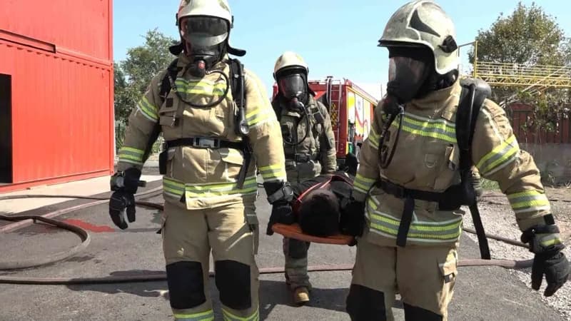 Bursa Büyükşehir Belediyesi İtfaiye Daire Başkanlığı Arama Kurtarma ve Eğitim Şube Müdürlüğü'nde Eğitim gören 148 kursiy