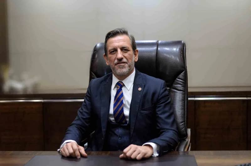 BTSO Yönetim Kurulu Başkanı İbrahim Burkay, Bursa Model Fabrika’nın SEGEM kapsamına alınmasının merkezin iş dünyasına su