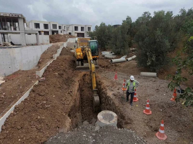 Bursa Büyükşehir Belediyesi, Mudanya’nın Bademli ve Çağrışan mahallelerinde 1,6 kilometrelik yeni kanalizasyon ve 1,7 ki