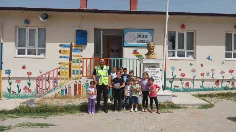 Bursa Büyükşehir Belediyesi, ufak yaşta su Bilinci oluşturmak, suyun sınırlı bir kaynak olduğunu anlatmak ve sürdürülebi
