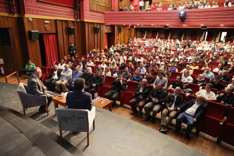 Bursa’da Osmanlı’nın kuruluşundaki tarihi rolü anlatılan akademik söyleşi