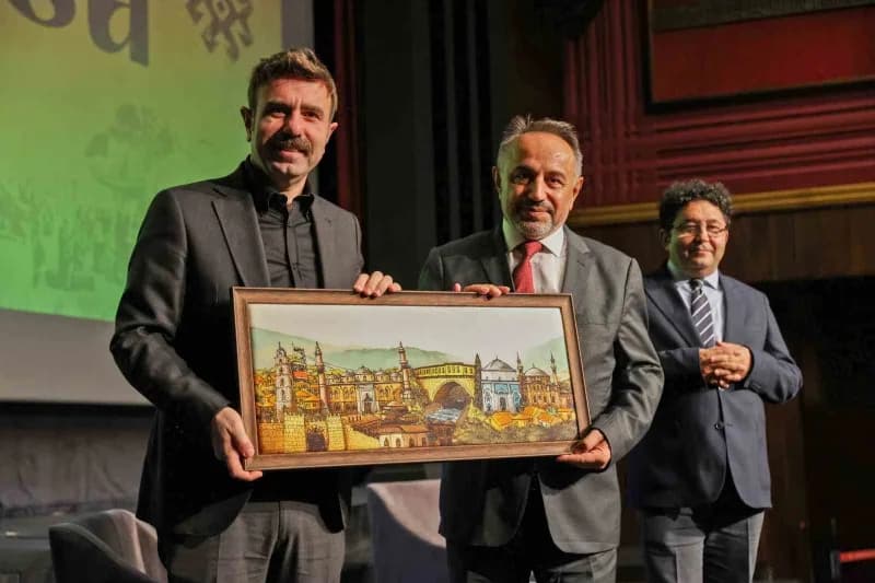 Bursa Büyükşehir Belediyesi tarafından Bursa’nın Fethi’nin 700. Yılı etkinlikleri kapsamında düzenlenen ‘kuruluşun Başke