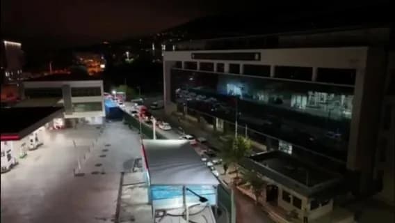 Ekipler tarafından Nilüfer, Osmangazi ve Yıldırım ilçelerinde bulunan toplam 12 adrese eş zamanlı operasyon düzenlendi.