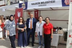 Denizli Çal’ın tarihi ve yöresel ürünlerinin sergilendiği Beypazarı Festivali standı