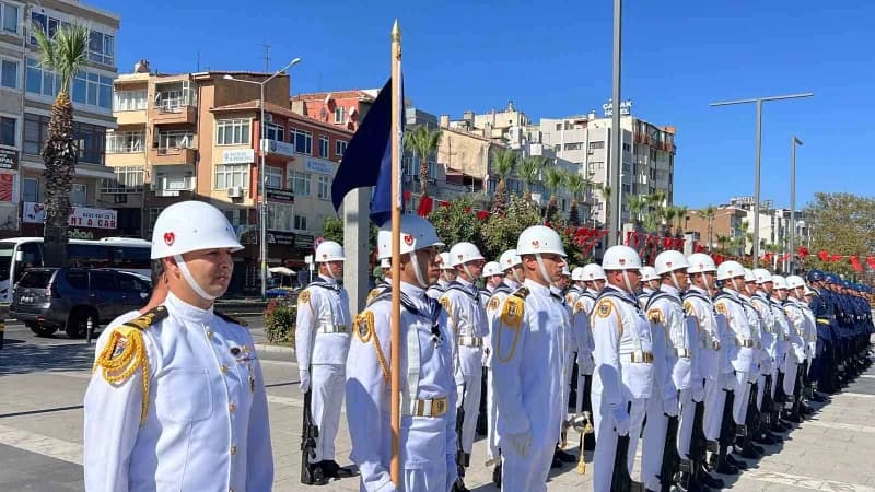 Çanakkale’de, 19 Eylül Gaziler Günü dolayısıyla çelenk töreni düzenlendi.