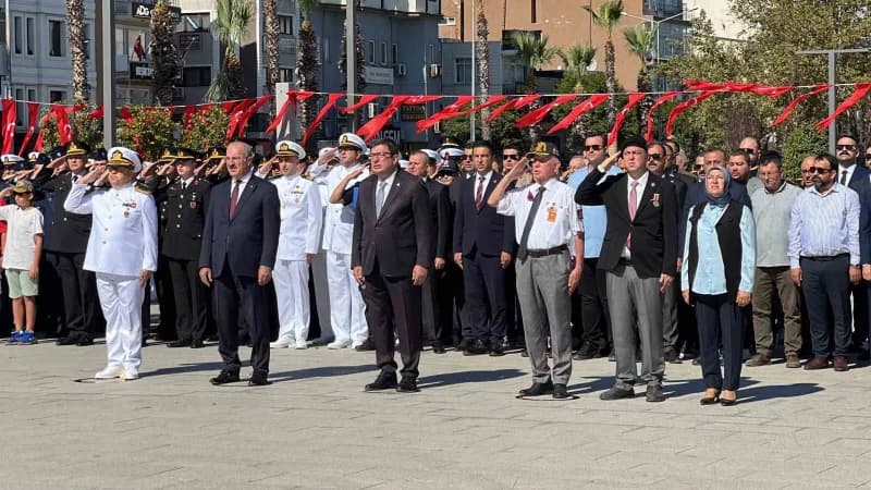 Çanakkale’de, 19 Eylül Gaziler Günü dolayısıyla çelenk töreni düzenlendi.