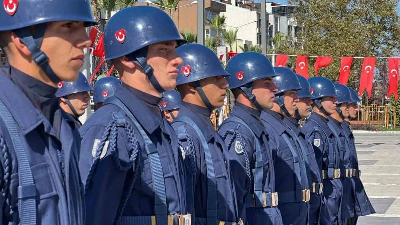 Çanakkale’de, 19 Eylül Gaziler Günü dolayısıyla çelenk töreni düzenlendi.
