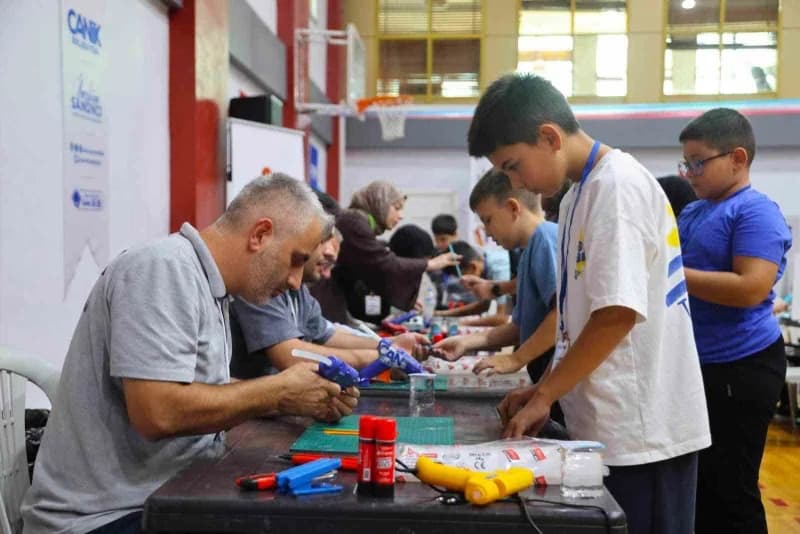 Canik Belediyesi Özdemir Bayraktar Keşif Kampüsü Deneyap Teknoloji Atölyesi Öğrenci Seçme Sınavı, öğrencilerin yoğun ilg