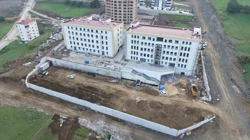 Samsun Canik Fen Lisesi inşaat alanında çalışmalar devam ediyor