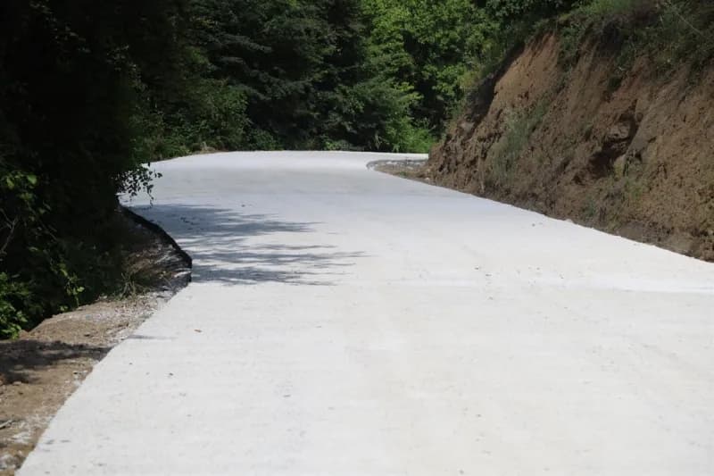 Canik Belediye Başkanı İbrahim Sandıkçı, ilçede yeni proje ve yatırımları hayata geçirmeye devam ettiklerini belirterek,
