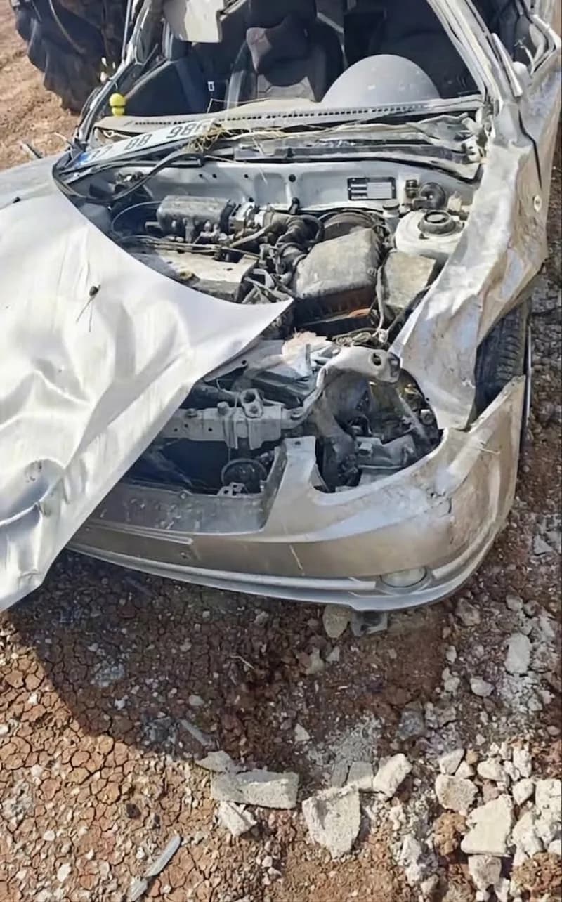 Çankırı-Ankara karayolunda takla atan otomobilin kazadan sonraki görüntüsü