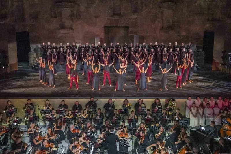 33. Uluslararası Aspendos Opera ve Bale Festivali’nin en görkemli yapımlarından biri olan "Carmina Burana", Aspendos Ant