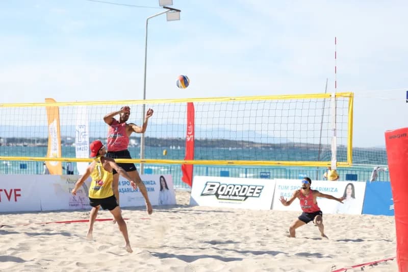 Çeşme’de Uluslararası Grand Slam Plaj Voleybolu heyecanı başladı