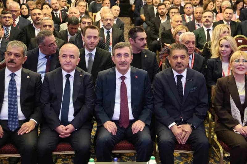 Cumhurbaşkanı Yardımcısı Cevdet Yılmaz, ELAZIĞ'da türkonfed 27. İş Dünyası zirvesine katıldı.
