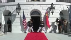 Çin Devlet Başkanı Xi Jinping ve ABD Başkanı Donald Trump Beyaz Saray’da görüşme yaparken